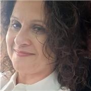 Pianoforte , tastiera, xilofono, armonia solfeggio.. Diplomata in pianoforte, titolare di cattedra presso scuola secondaria